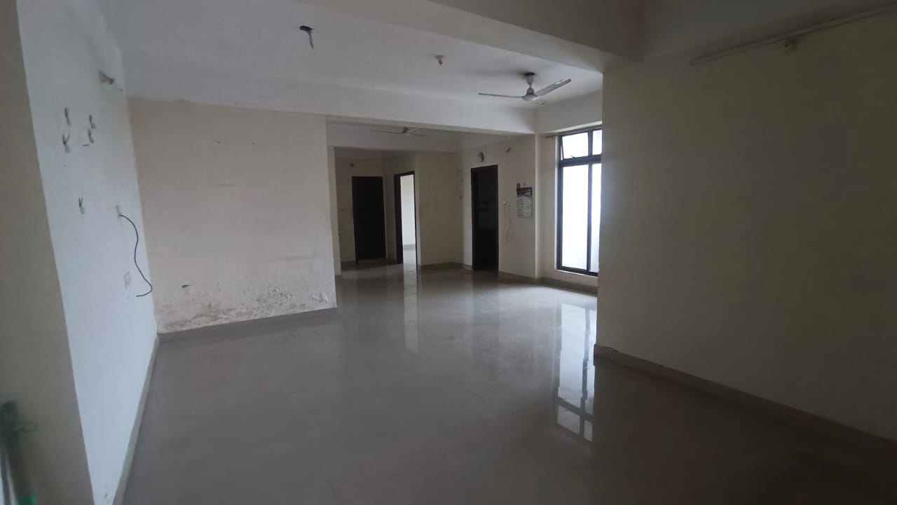 Unfurnished 3bhk in VIP Road, Bormotoria, Guwahati, Assam, India for Rent